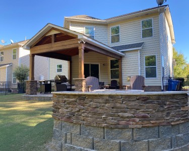 PATIOS & HARDSCAPES