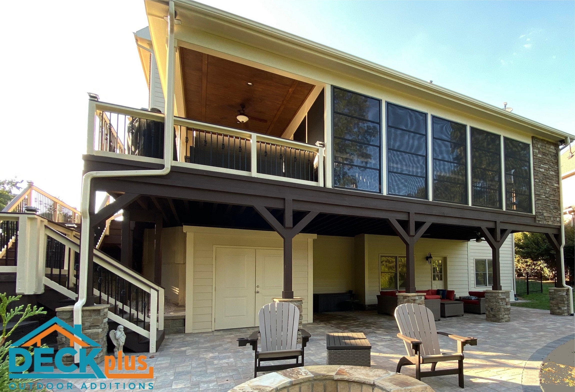 custom-outdoor-living-space-design-and-build