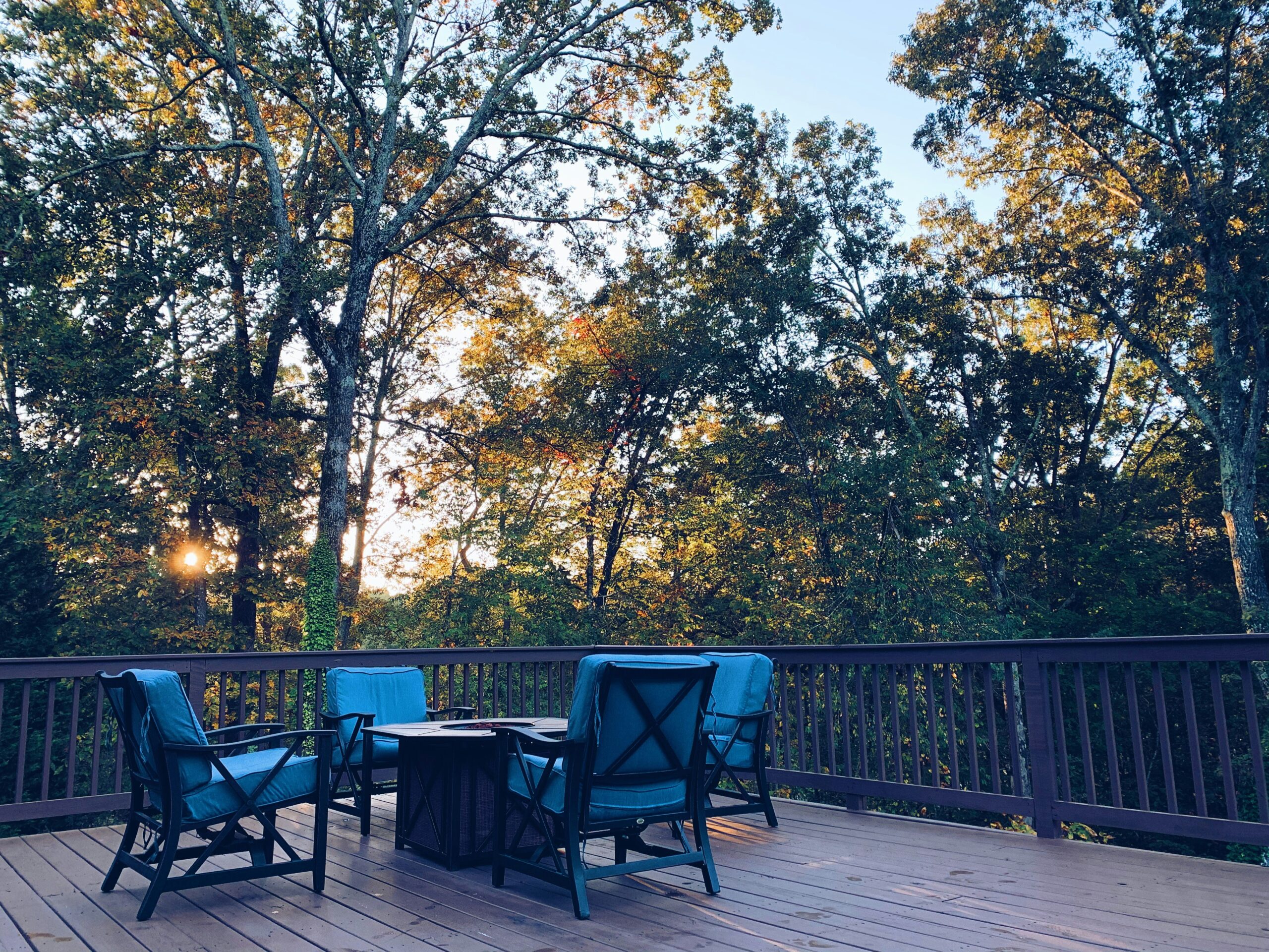 Designing the Perfect Deck: Key Considerations for a Stunning Outdoor Space