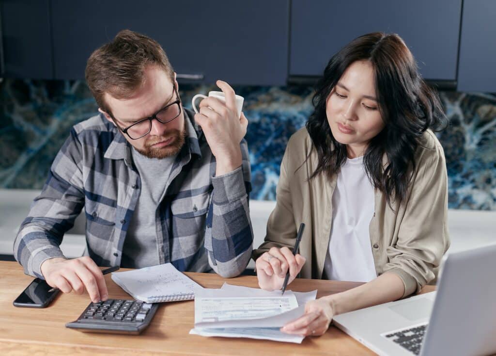 Charlotte Deck Permits & HOA Rules: What Homeowners Need To Know